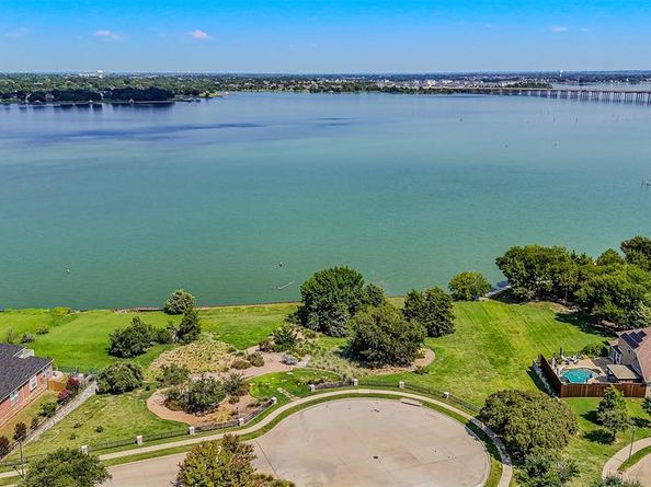 4026  Carrington Drive , Garland Texas 75043