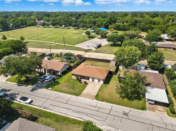 5933  Jackie Terrace , Watauga Texas 76148