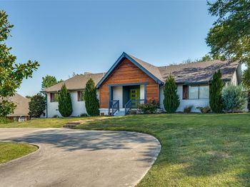 2910 S Country Club Road 