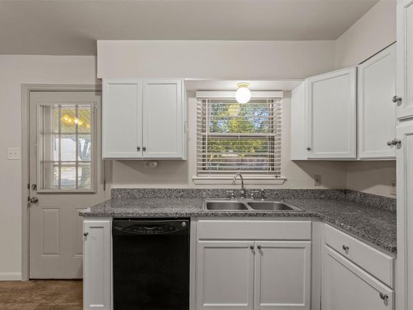 444  Marilu Street , Richardson Texas 75080