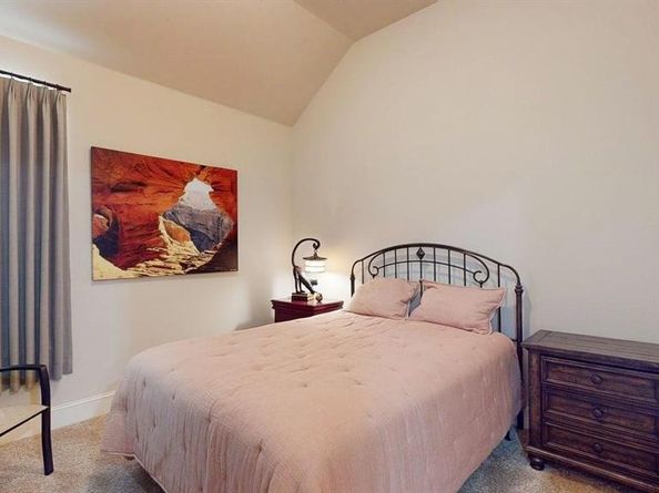 1404  Pitaya Drive , Lantana Texas 76226