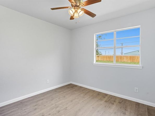 6201  Truman Drive , Fort Worth Texas 76112
