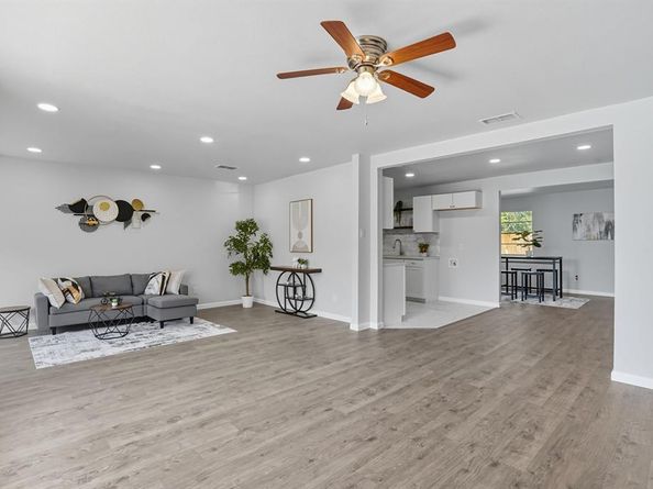 6201  Truman Drive , Fort Worth Texas 76112