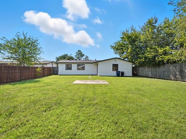 6201  Truman Drive , Fort Worth Texas 76112