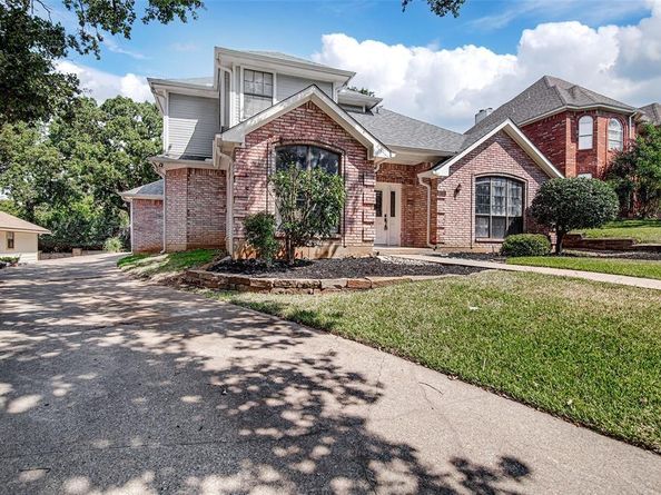 6701  Johns Court , Arlington Texas 76016