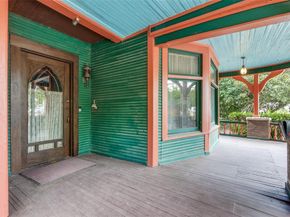 713 N Carroll Avenue , Dallas Texas 75246