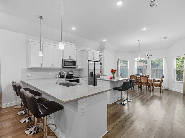 2325  Echo Lake Drive , Dallas Texas 75253