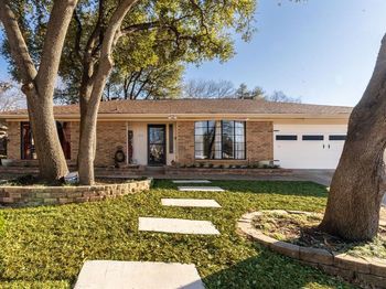 6524  Cliffside Drive 