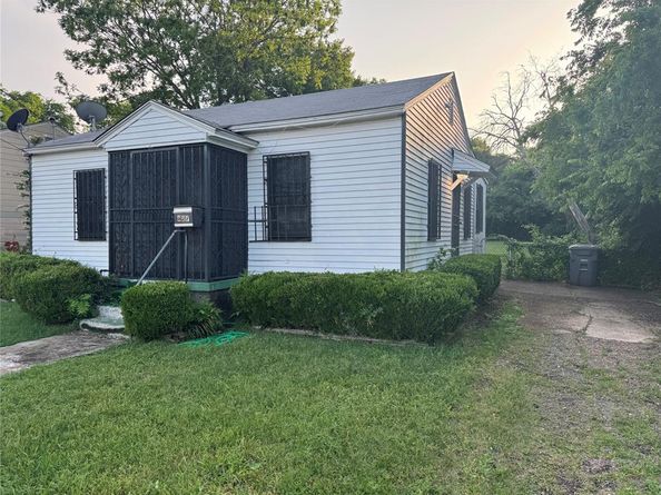 827  Bonnie View Road , Dallas Texas 75203