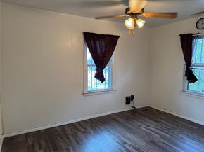 827  Bonnie View Road , Dallas Texas 75203