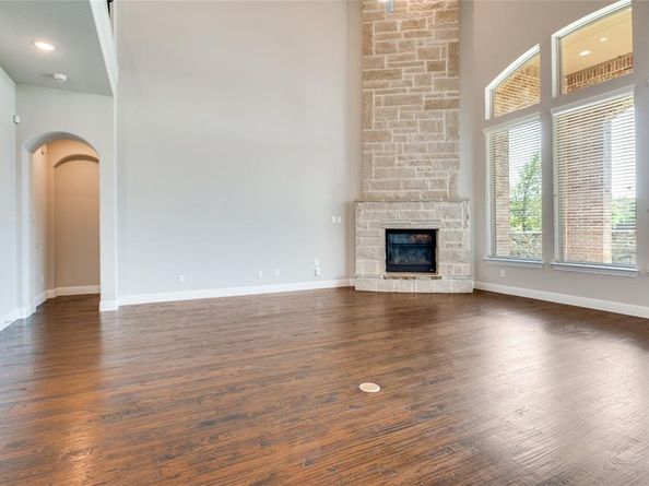 10813  Sycamore Falls Drive , Flower Mound Texas 76226