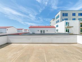 1775  Novela Way , Dallas Texas 75215