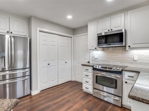 2929 N Bend Drive , Dallas Texas 75229