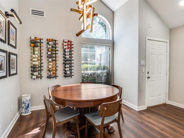 2929 N Bend Drive , Dallas Texas 75229