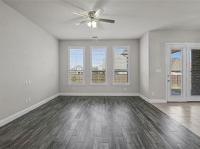 7203  Fallen Crest Lane , Arlington Texas 76001