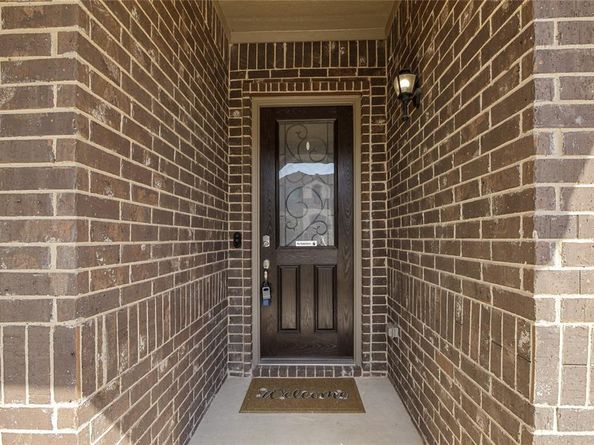 7203  Fallen Crest Lane , Arlington Texas 76001