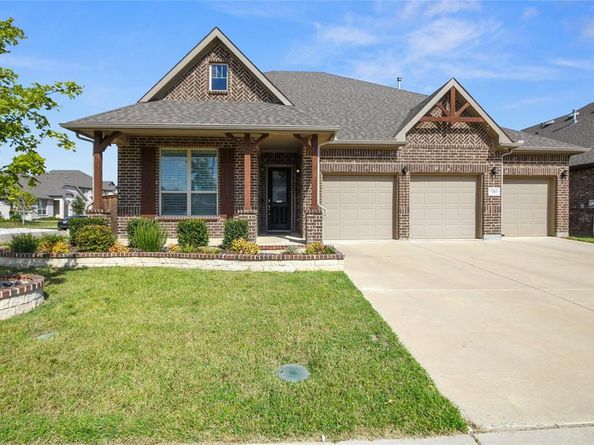 7203  Fallen Crest Lane , Arlington Texas 76001