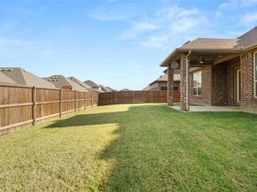 7203  Fallen Crest Lane , Arlington Texas 76001