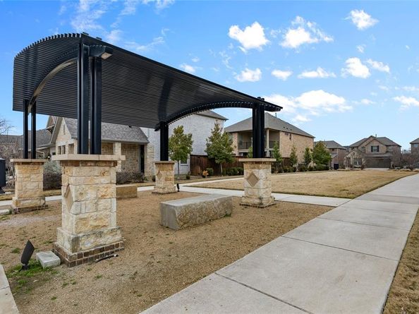 2249  Washington Drive , Carrollton Texas 75010
