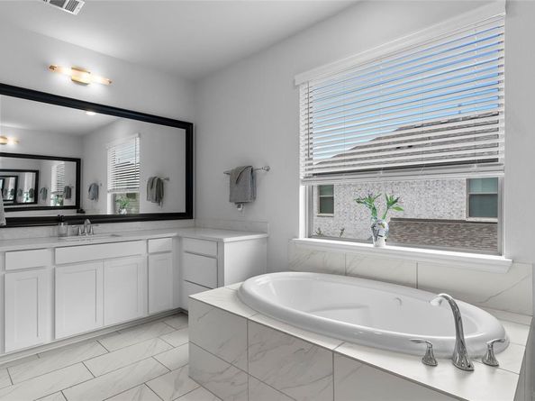 2249  Washington Drive , Carrollton Texas 75010