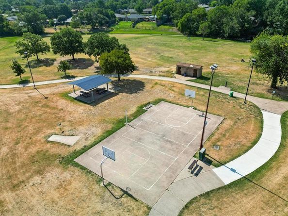 1617  Century Oaks Drive , Lewisville Texas 75077
