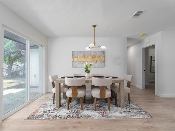 13321  Blossomheath Lane , Dallas Texas 75240