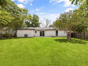13321  Blossomheath Lane , Dallas Texas 75240