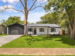 13321  Blossomheath Lane , Dallas Texas 75240