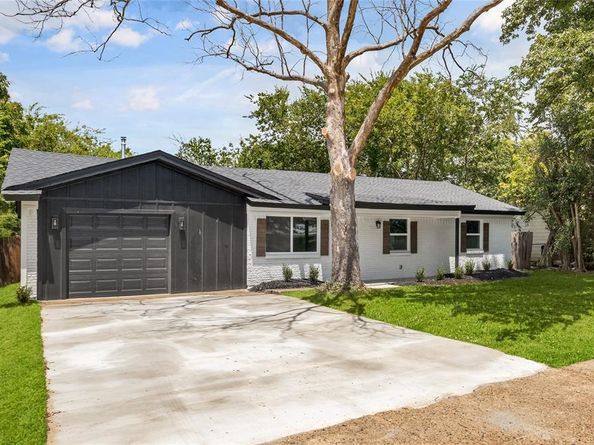 13321  Blossomheath Lane , Dallas Texas 75240