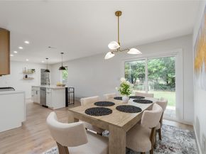 13321  Blossomheath Lane , Dallas Texas 75240
