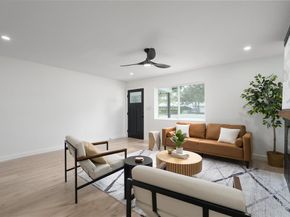 13321  Blossomheath Lane , Dallas Texas 75240