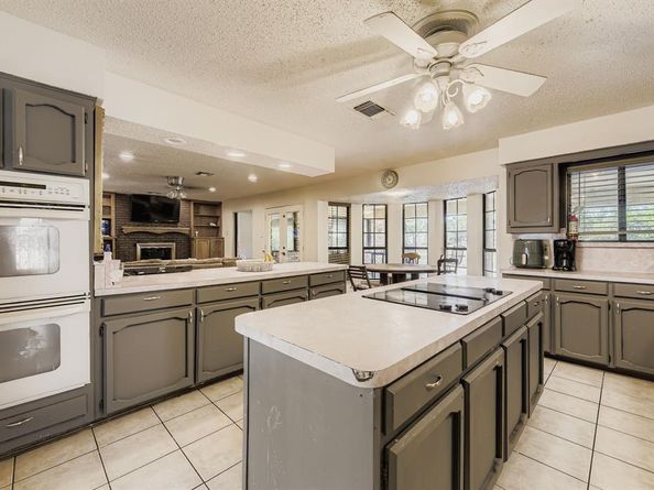 6232 N Ridge Road , Fort Worth Texas 76135