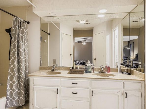 6232 N Ridge Road , Fort Worth Texas 76135