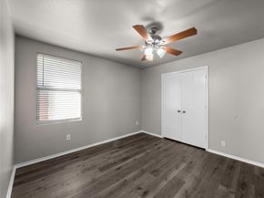 1021  Badger Run , Lancaster Texas 75134