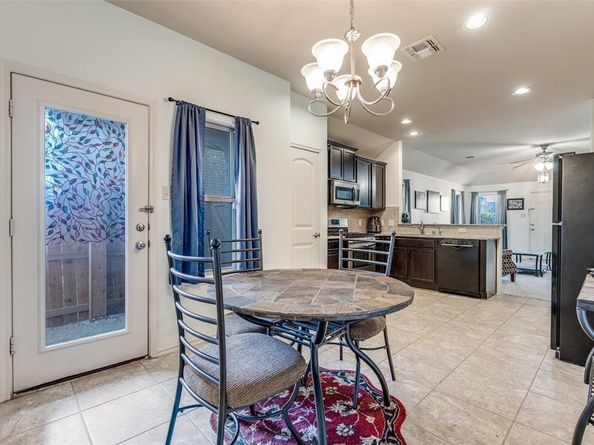 300  Black Bear Drive , McKinney Texas 75071