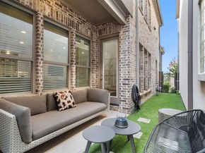 228  Skystone Drive , Irving Texas 75038