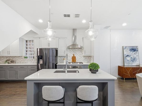 228  Skystone Drive , Irving Texas 75038