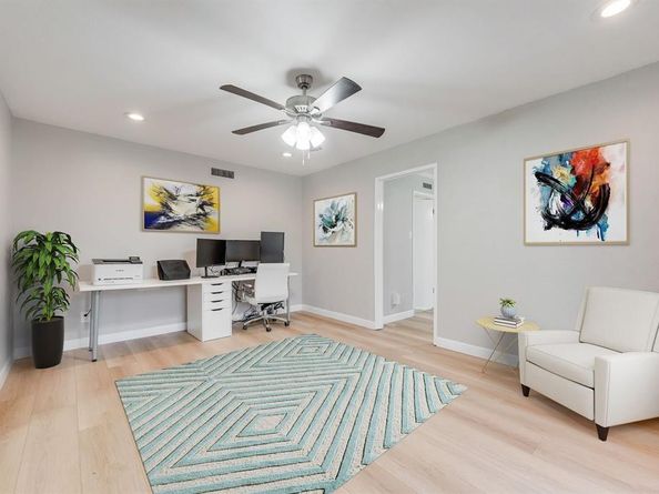 1954  Rambling Ridge Lane , Carrollton Texas 75007