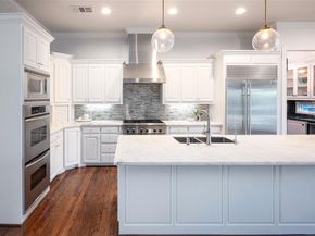 4422  Pomona Road , Dallas Texas 75209