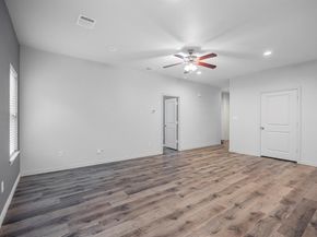 2801  17th Street , Fort Worth Texas 76106