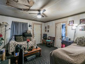 2721  Finley Street , Fort Worth Texas 76111