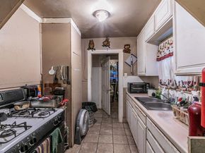 2721  Finley Street , Fort Worth Texas 76111