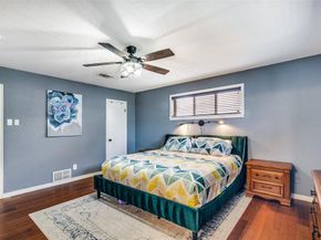 2217  Babalos Lane , Dallas Texas 75228