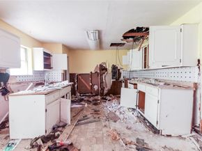 214  Independence Drive , Garland Texas 75043