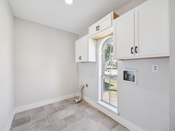 726  Waikiki Drive , Garland Texas 75043