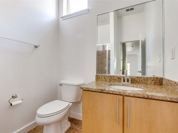 3800  Holland Avenue  5, Dallas Texas 75219