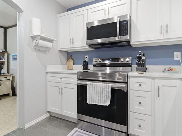 605  Plainview Drive , Mansfield Texas 76063