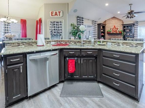 6808  Moss Lane , North Richland Hills Texas 76182