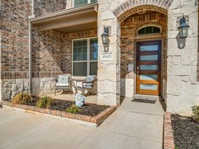10421  Table Bluff Street , Aubrey Texas 76227