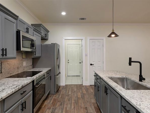 2621  Canton Drive , Fort Worth Texas 76112